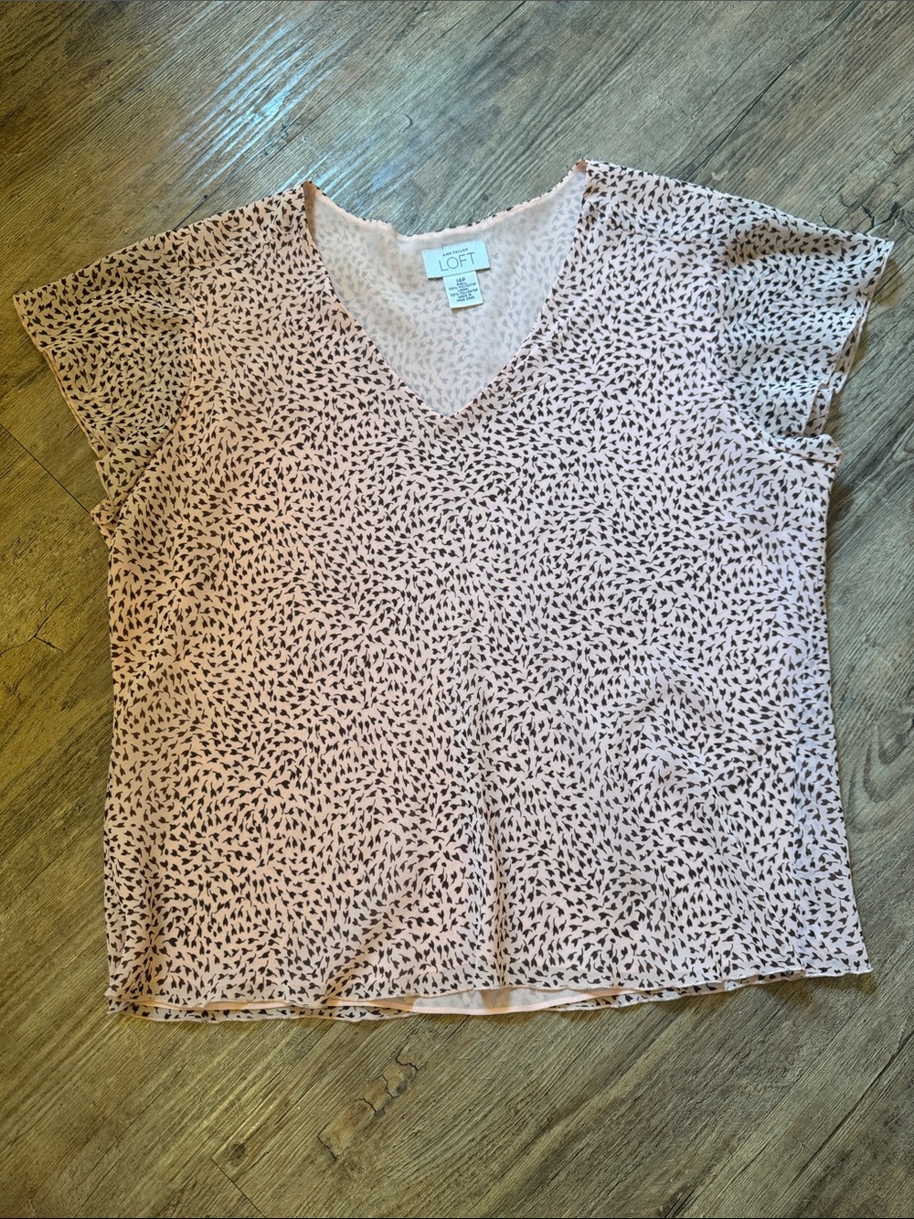 LOFT Blush Pink V-Neck Short Sleeve Printed Blouse